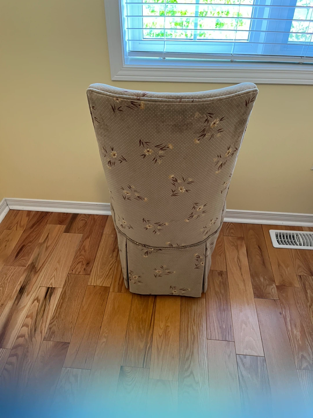Accent Chair with Floral Pattern (2 chair for the price of 1) - photo 4
