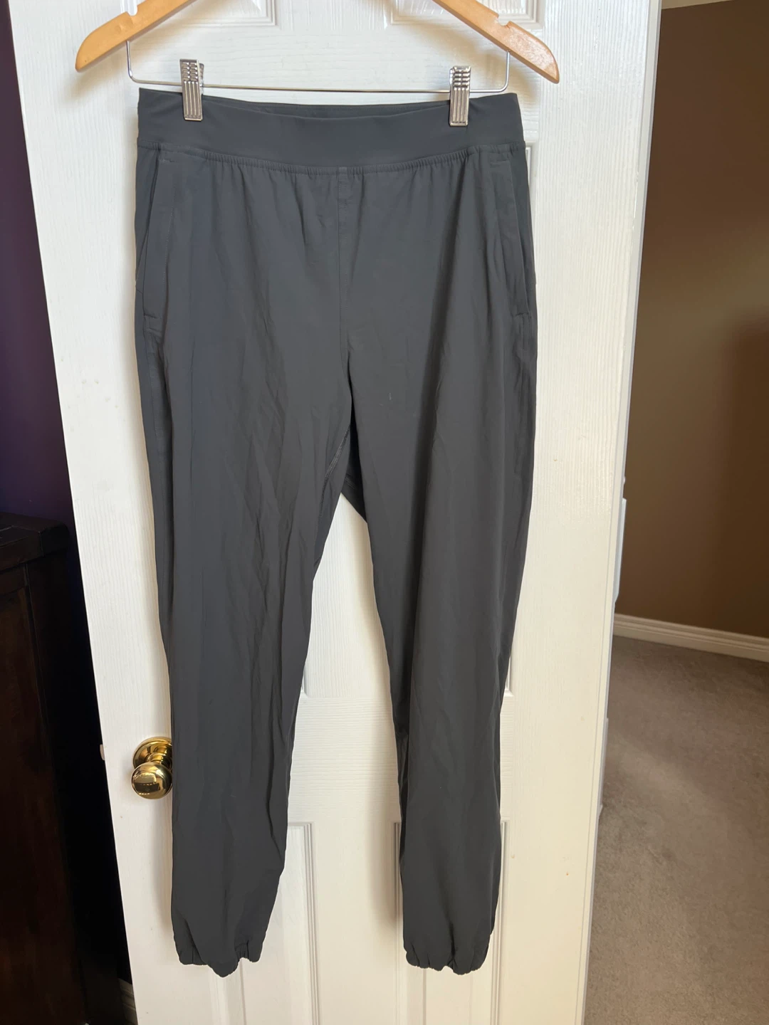 Lululemon Adapted State High-Rise joggers Size 6