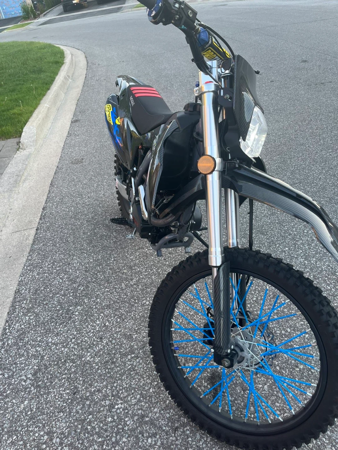 EVOQUE 250cc Dirt Bike - photo 2