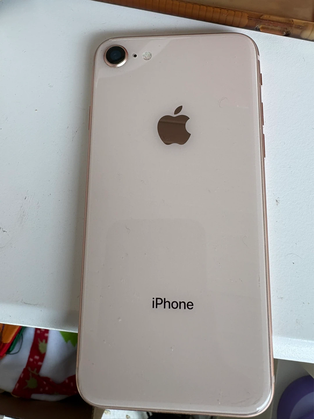 Apple iPhone 8 - 64GB - Gold - photo 4