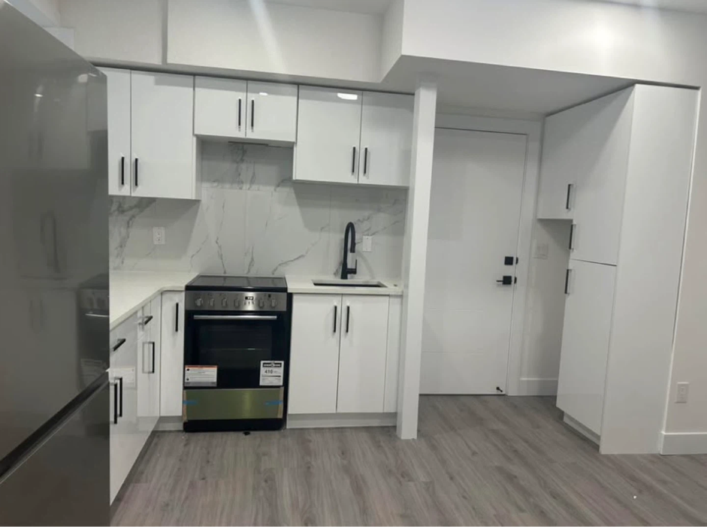 1 bedroom 1 bath Basement - photo 5