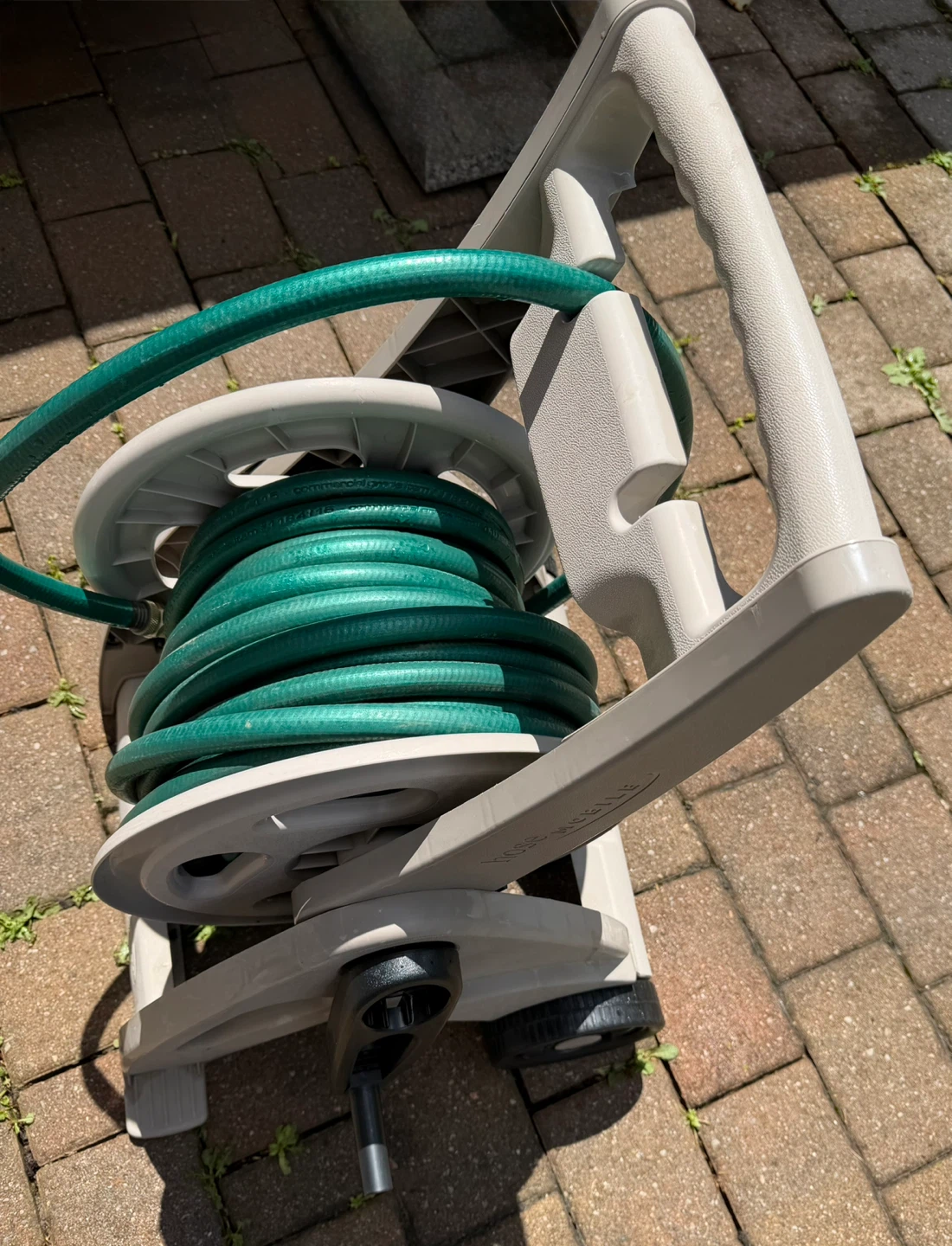 Suncast Hose Reel Cart and hose 100ft - photo 2