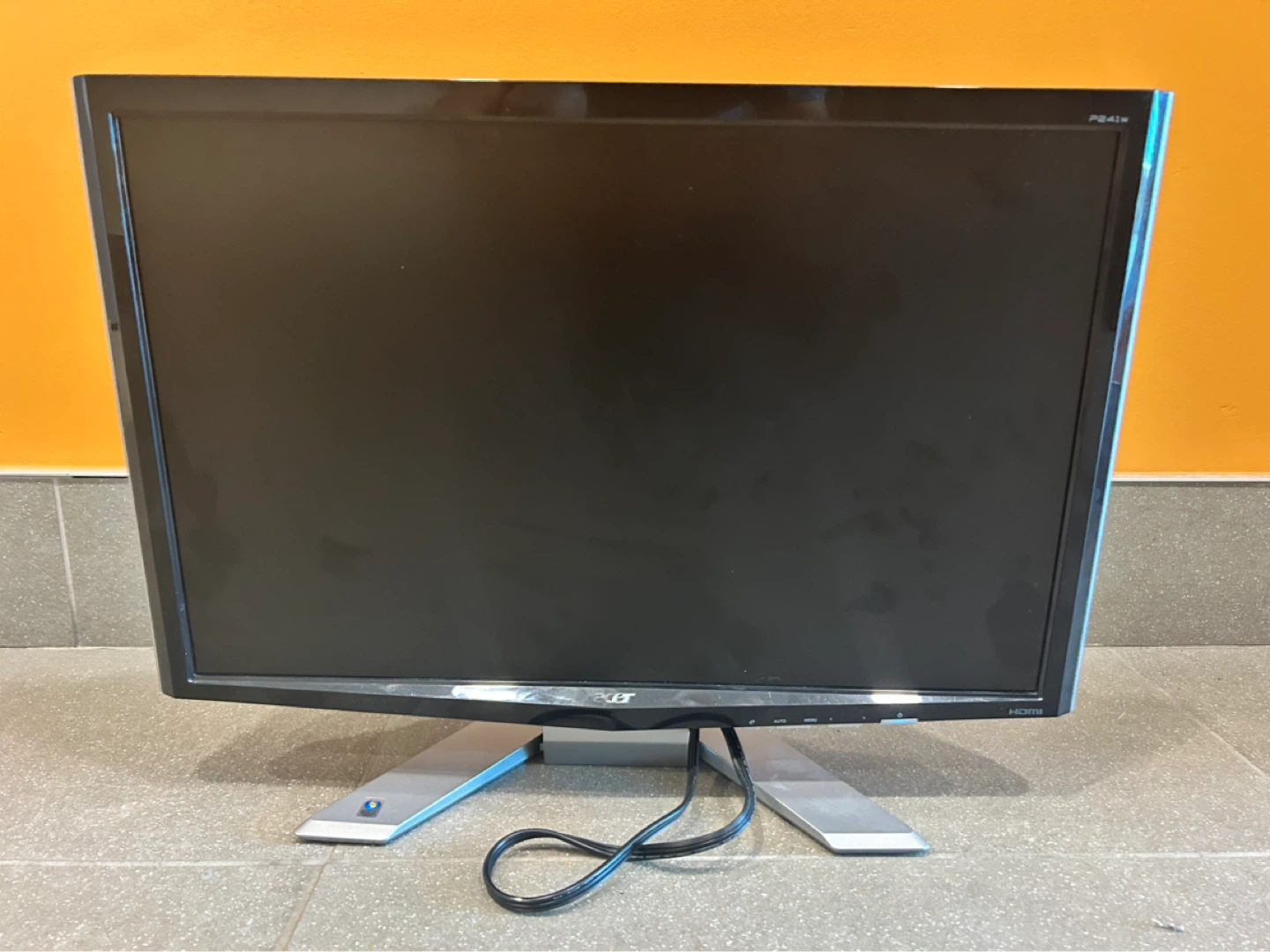 Acer P241w Monitor - photo 2
