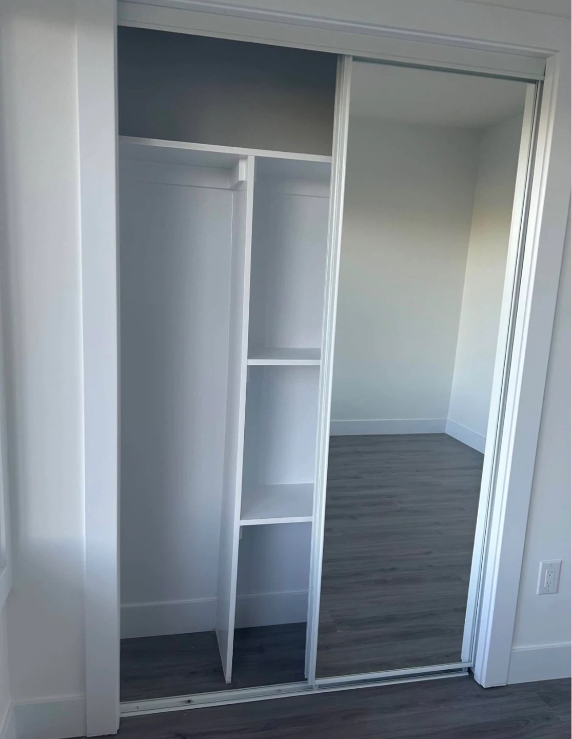 2 bed 1 bathroom basement - photo 2