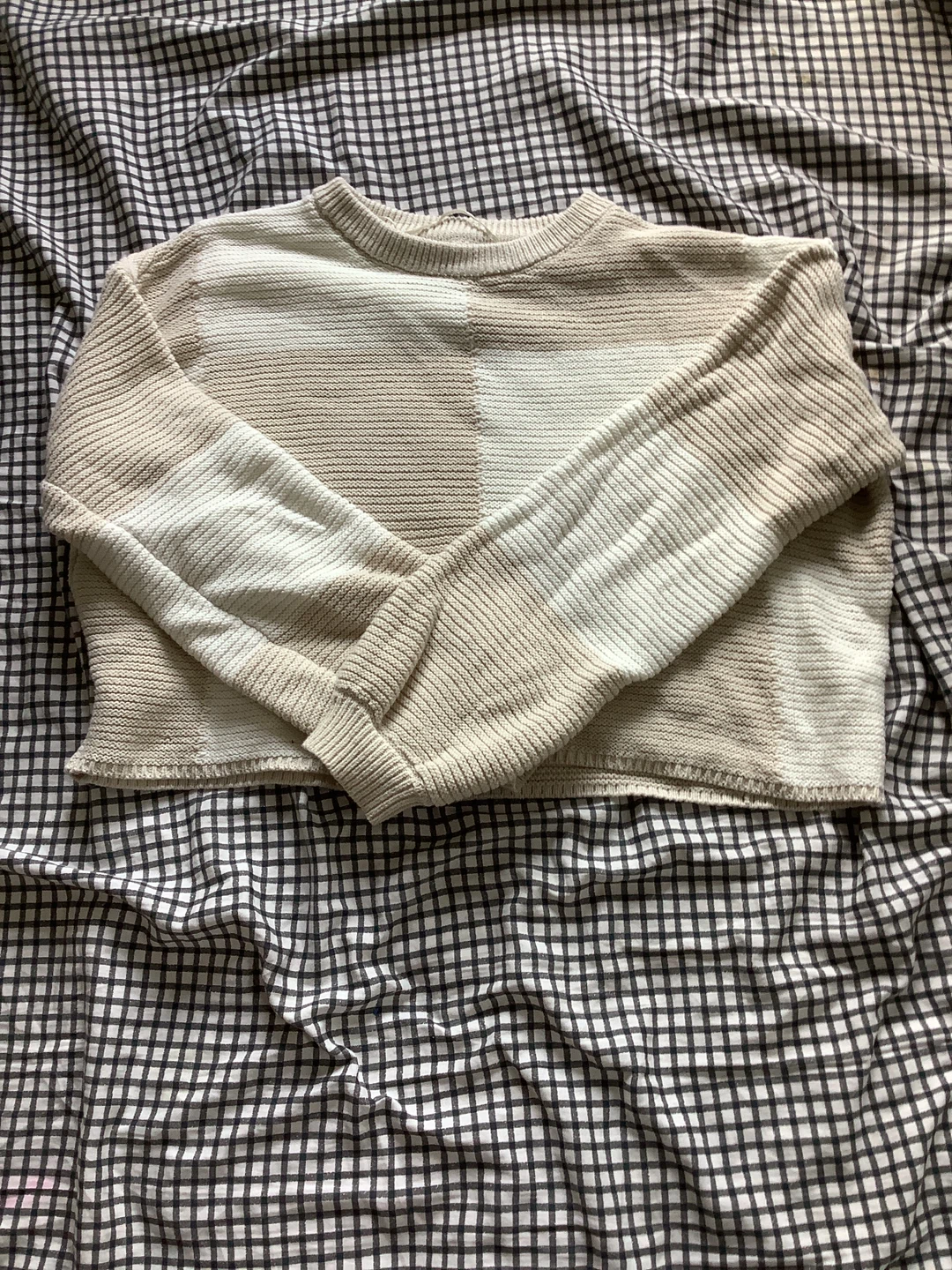 Colour-blocked knit sweater