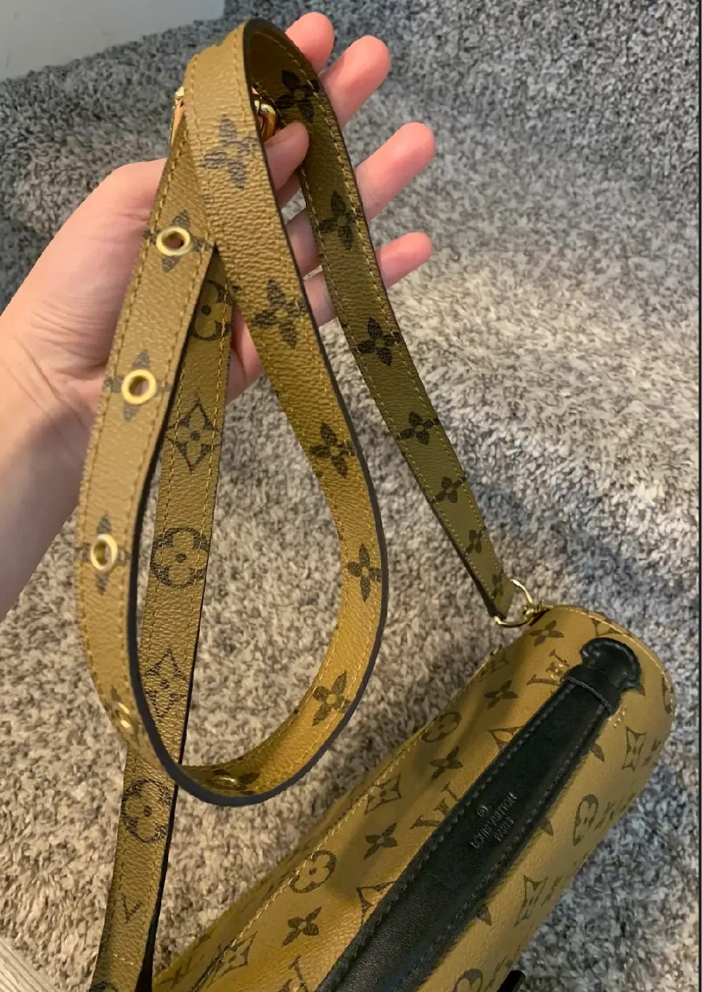Louis Vuitton Monogram Canvas Shoulder Bag - photo 4