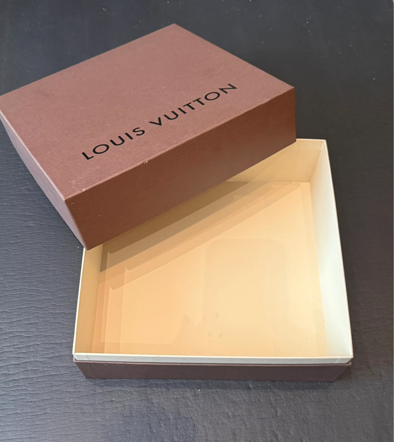 Louis Vuitton Brown Box - photo 2