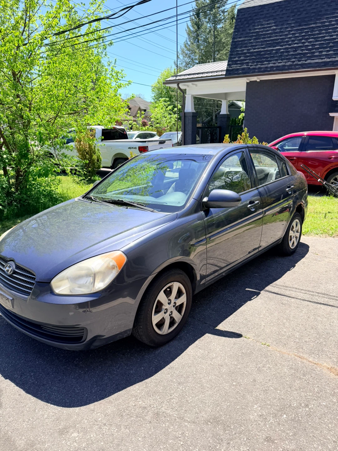 Hyundai Accent Sedan - photo 3