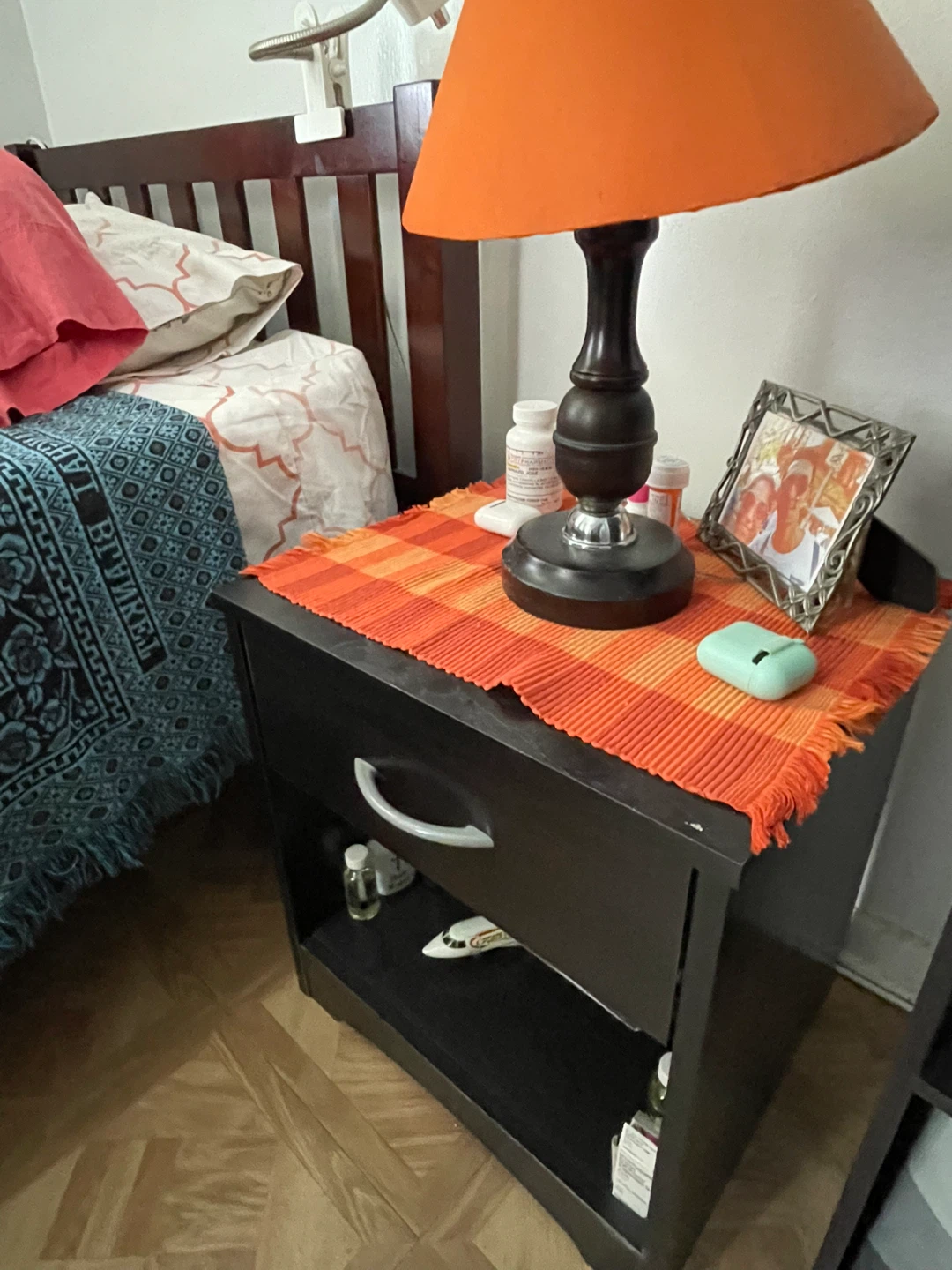 Bed Frame + Mattress + Nightstand + Dresser set Good condition - photo 3
