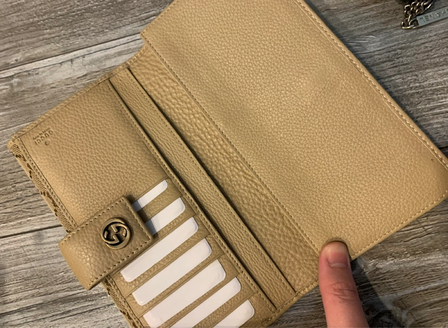 New!! Gucci Monogram Wallet - photo 2