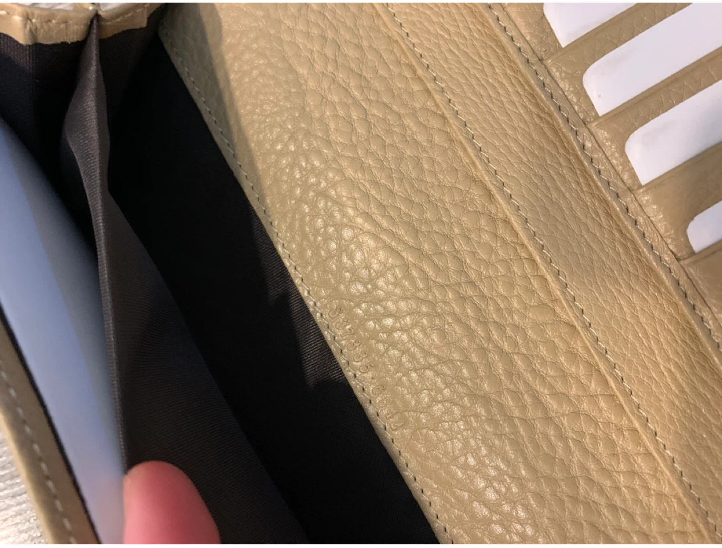 New!! Gucci Monogram Wallet - photo 4