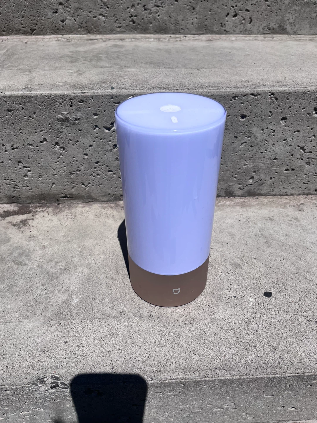 Colour changing lamp
