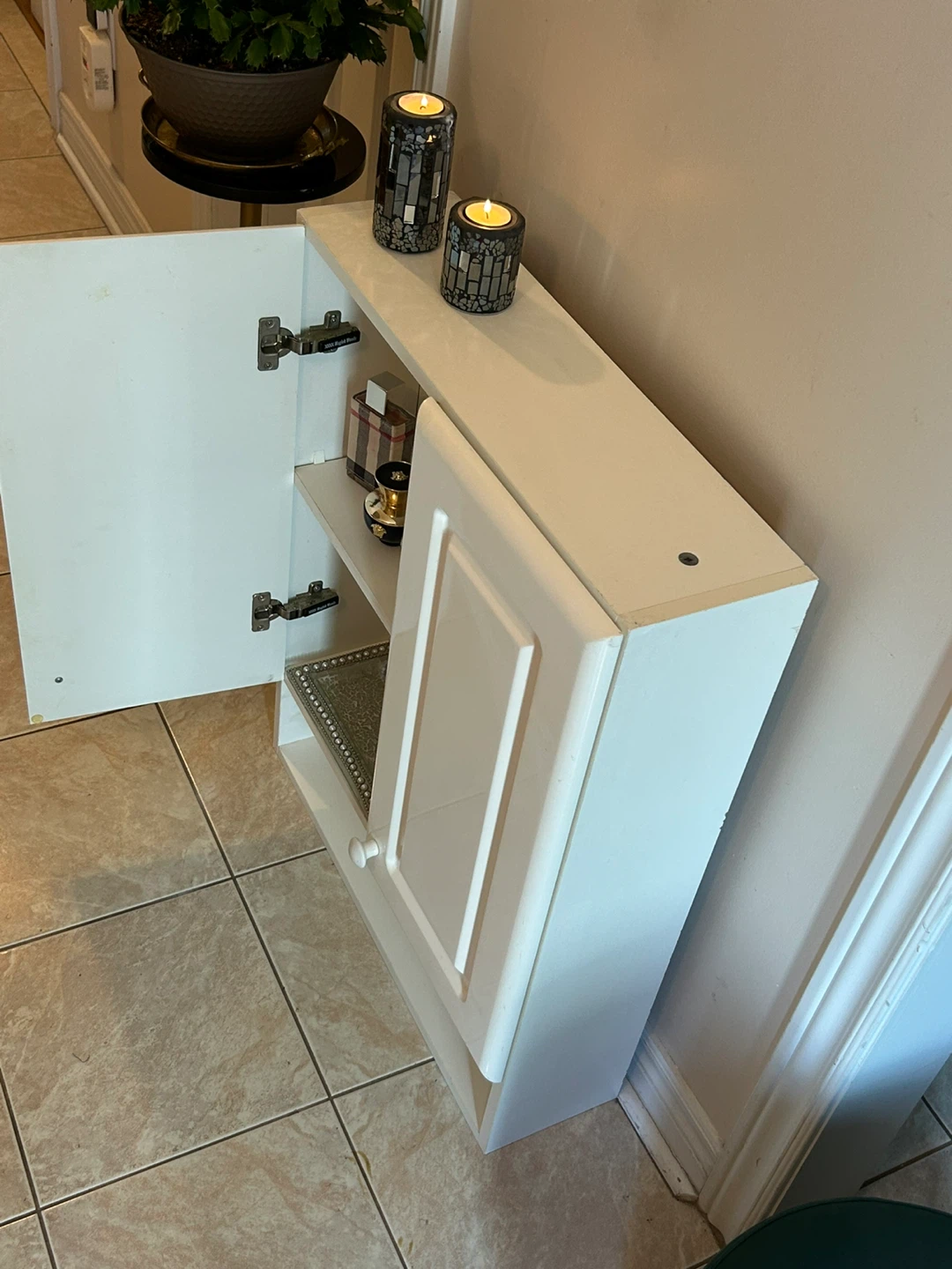 White Italian lacquered Wall Cabinet with Doors - photo 3