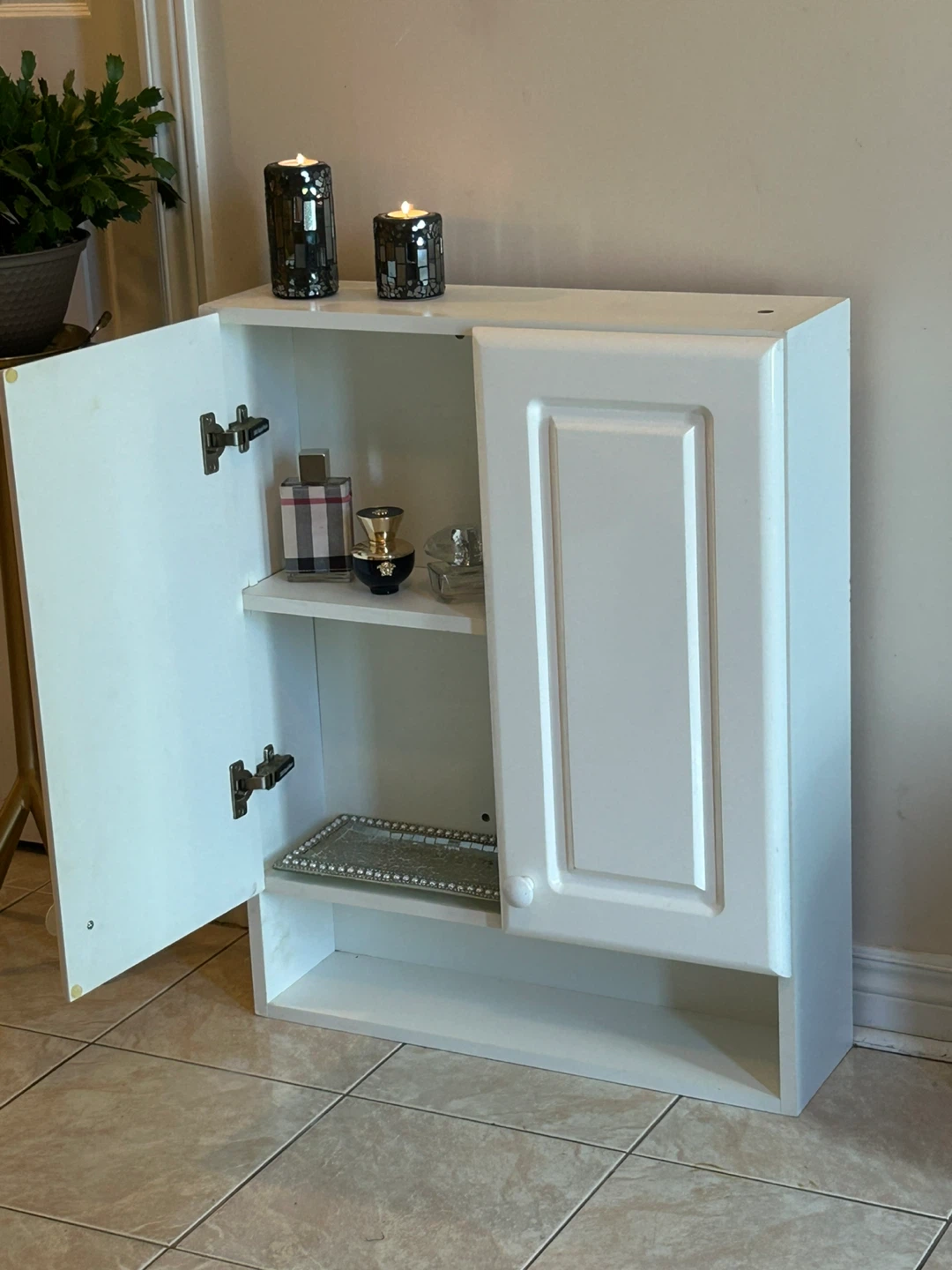 White Italian lacquered Wall Cabinet with Doors - photo 2