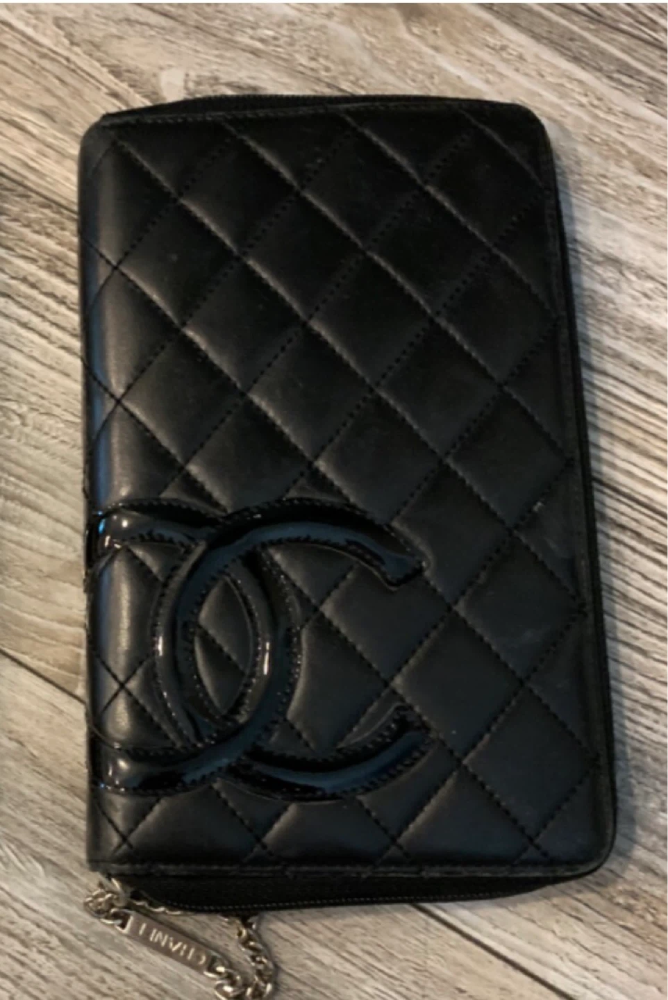 Chanel Black Quilted Leather Zipped Wallet