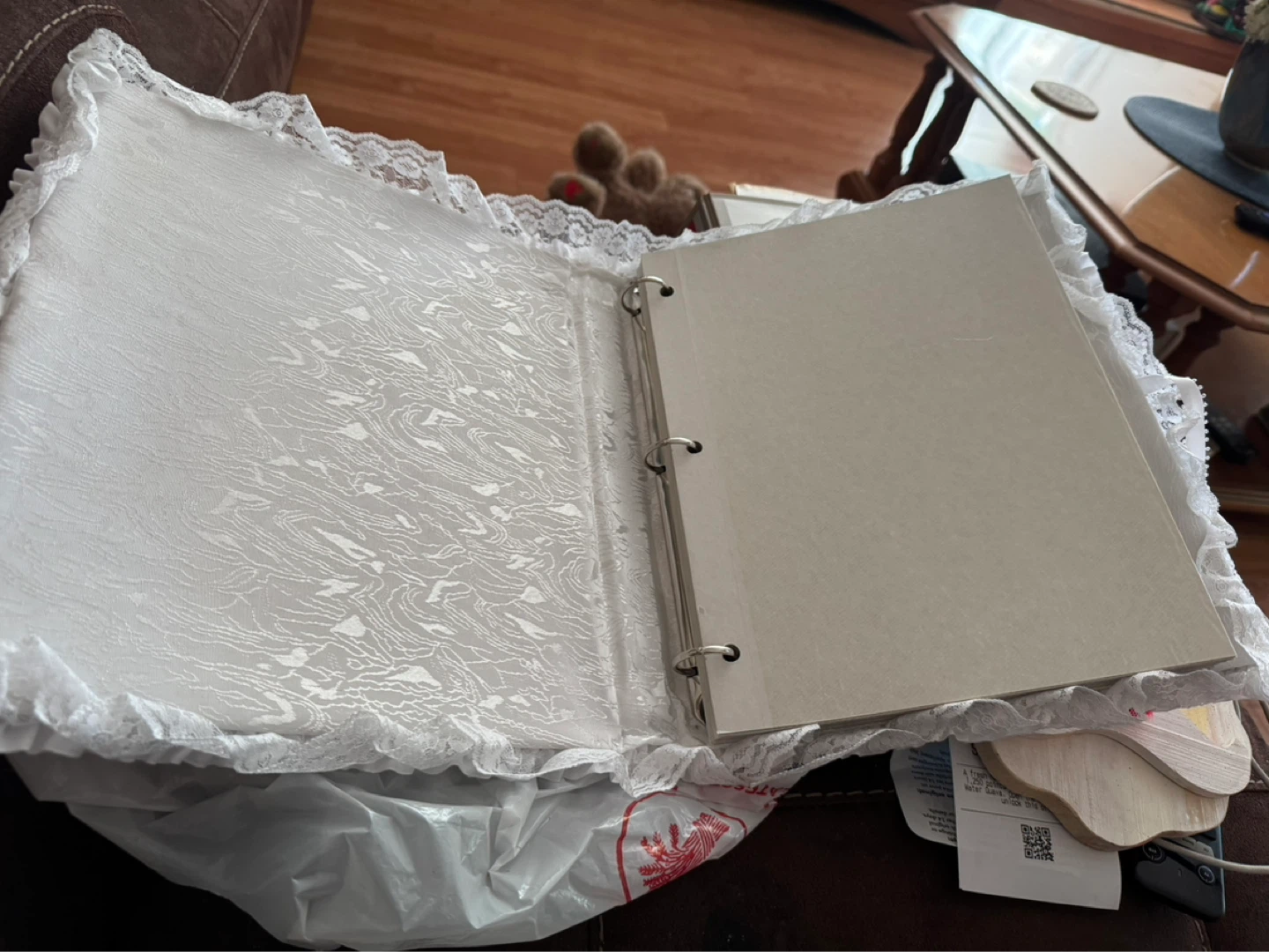 White 40th Anniversary Photo Album Scrapbook - photo 2