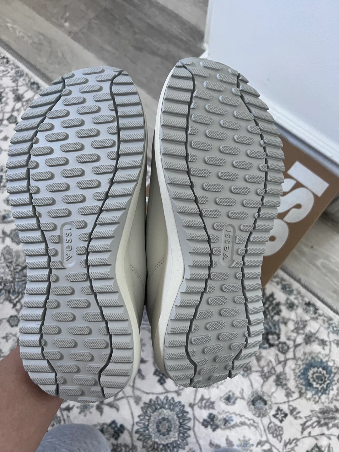 Vessi Stormburst Low Top Sneakers - White size 6 NEW - photo 4