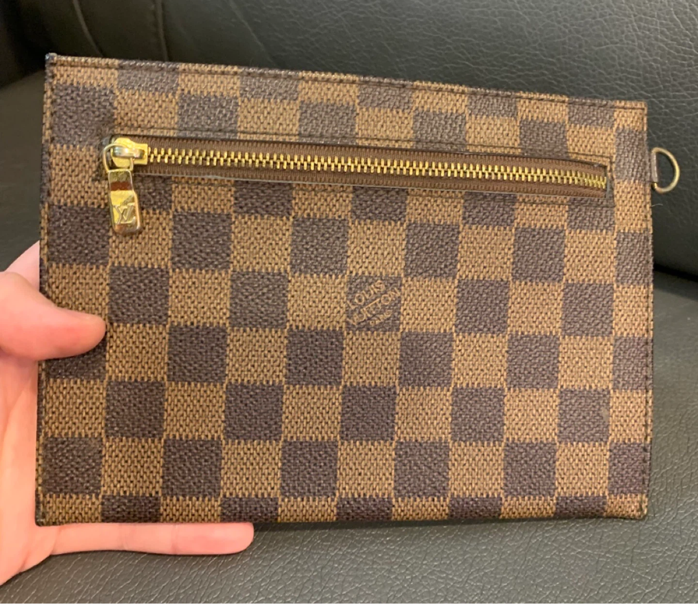 Louis Vuitton Damier Ebene Pouch - photo 2
