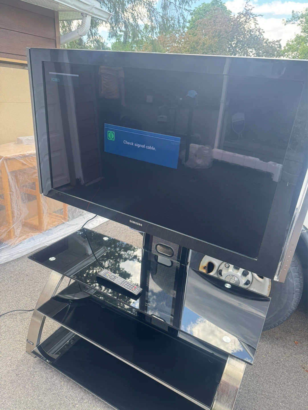 Samsung TV with Glass Media Stand - photo 3