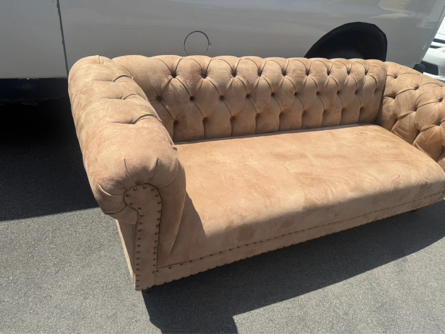 Tufted Chesterfield Loveseat Sofa - photo 3