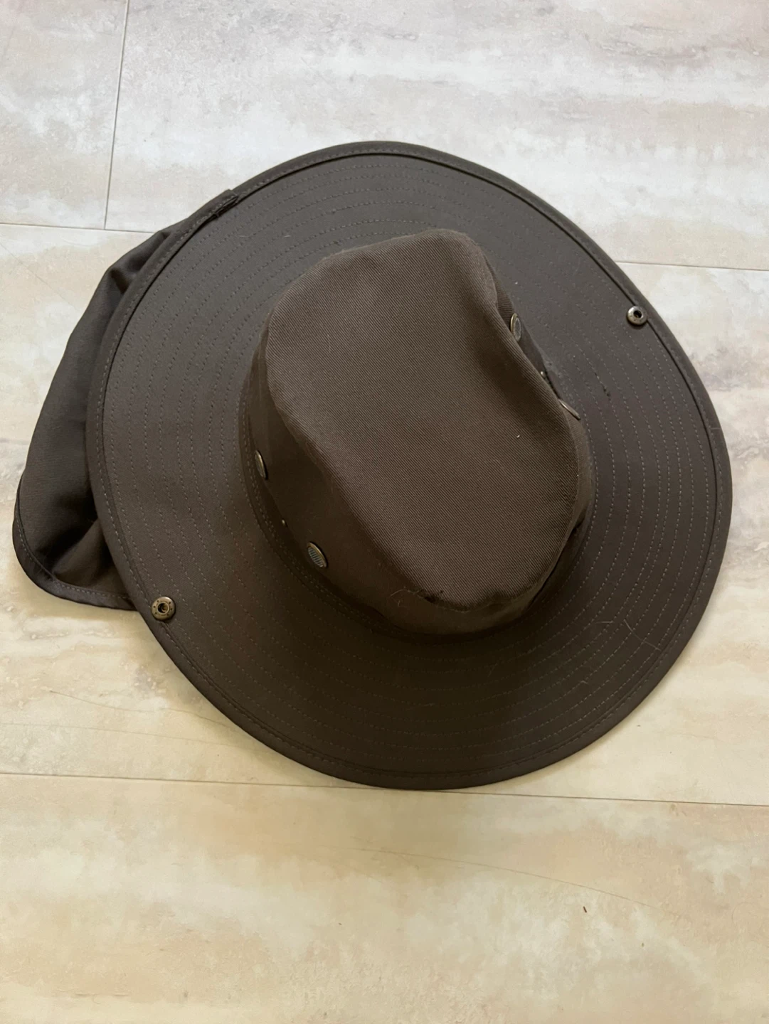 Outdoor Safari Hat with neck flap