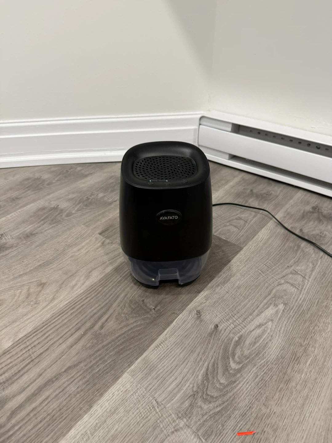 AVAPATO mini dehumidifier