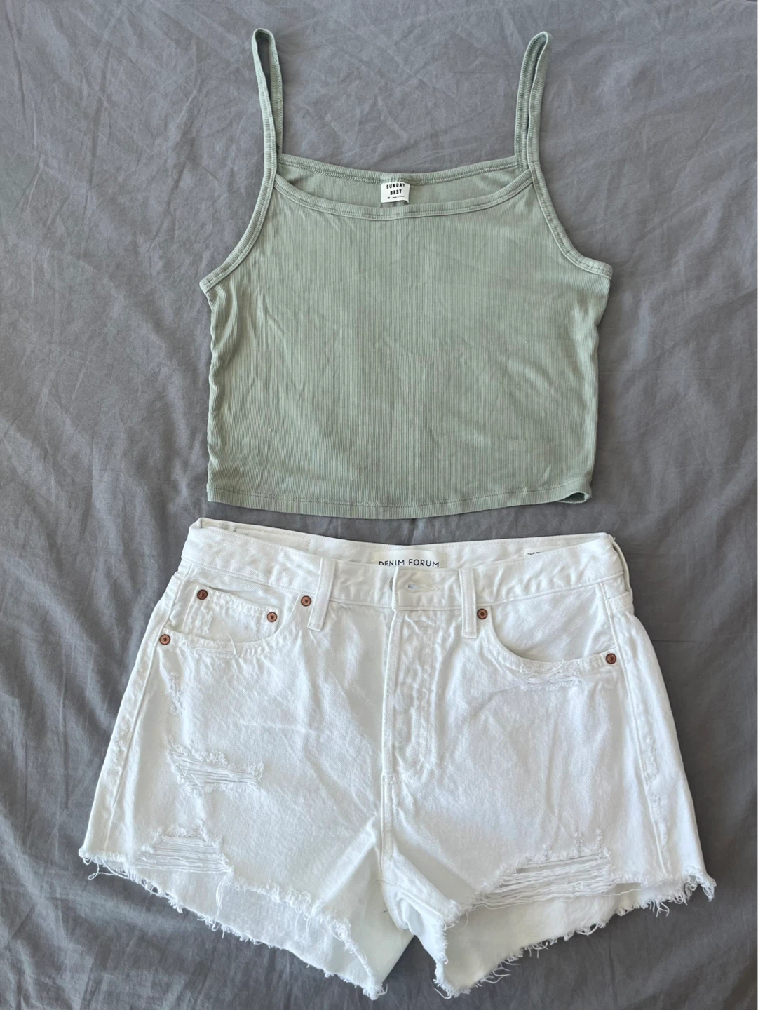 3 Women's Tops and Skirt Bundle - photo 4
