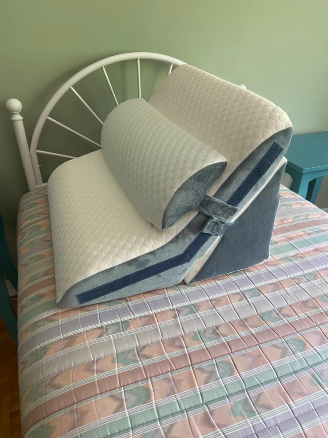 Wedge Pillow Set with Neck Support Pillow - photo 2
