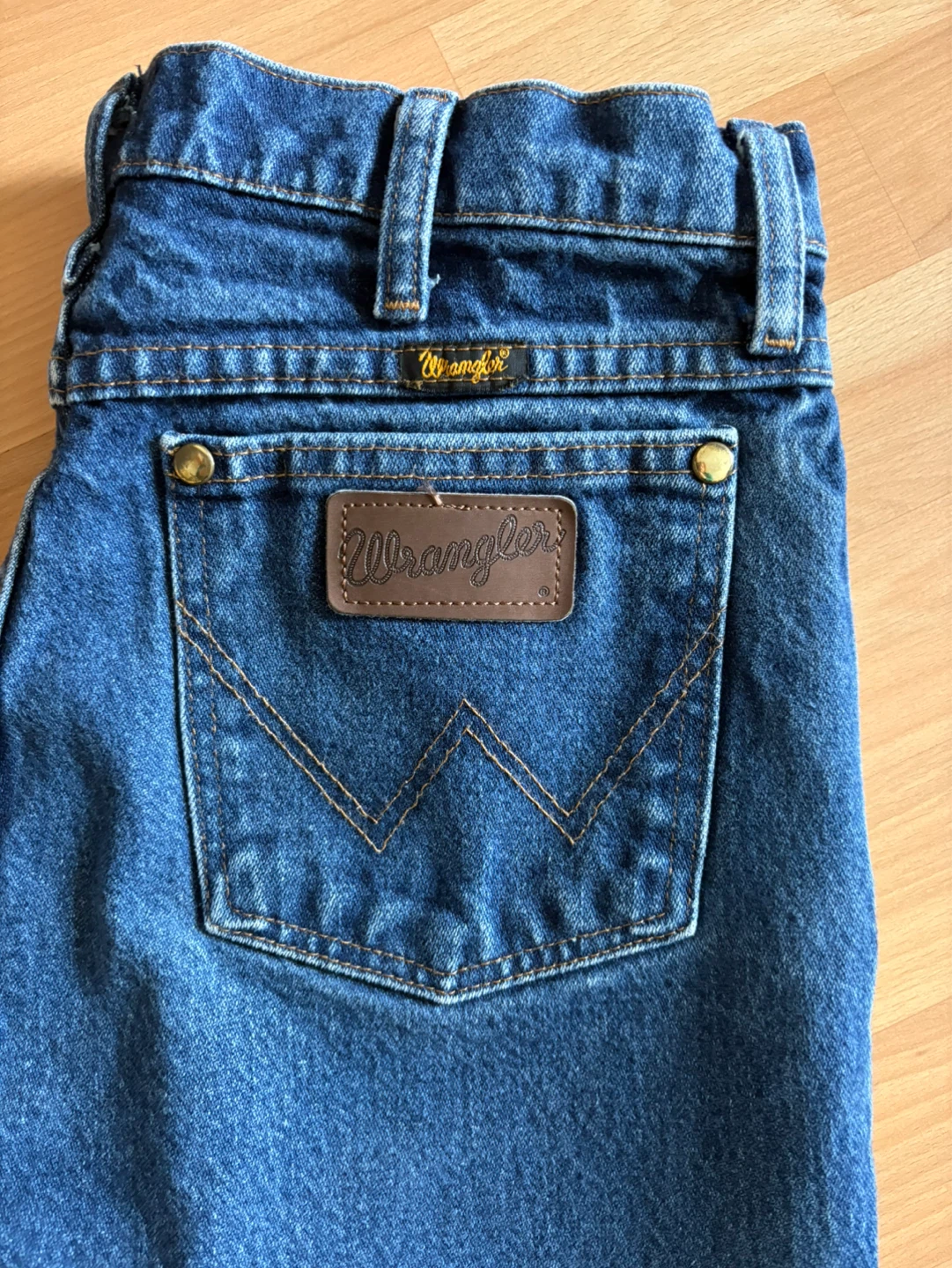 Men’s Wrangler Jeans Size 30 x 32 $10 firm