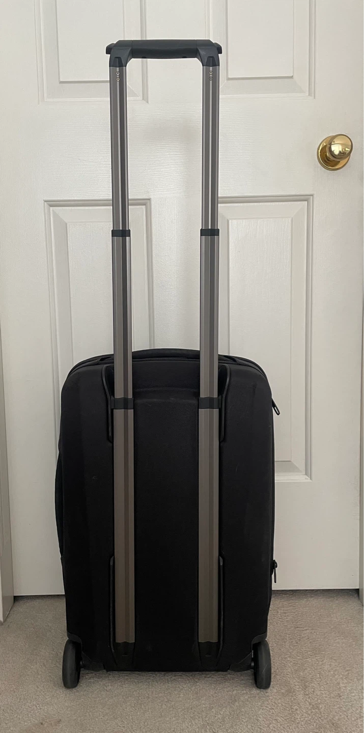 Thule Black Carry-On Suitcase with TSA Lock - photo 4