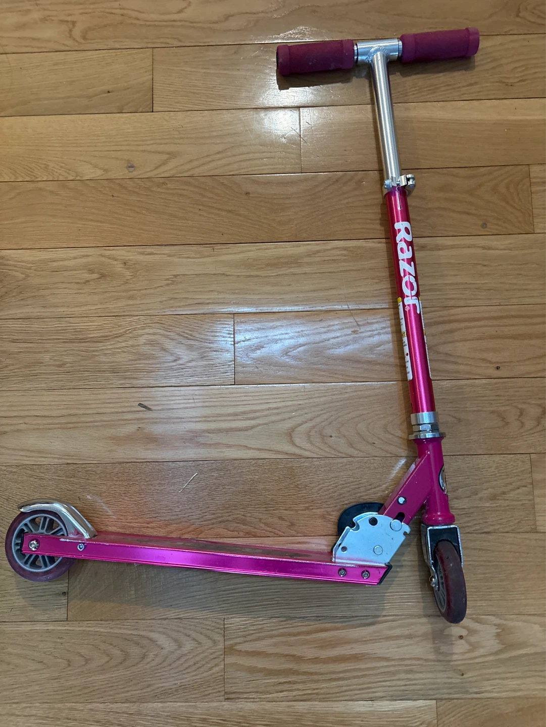 Pink kids Razor Scooter