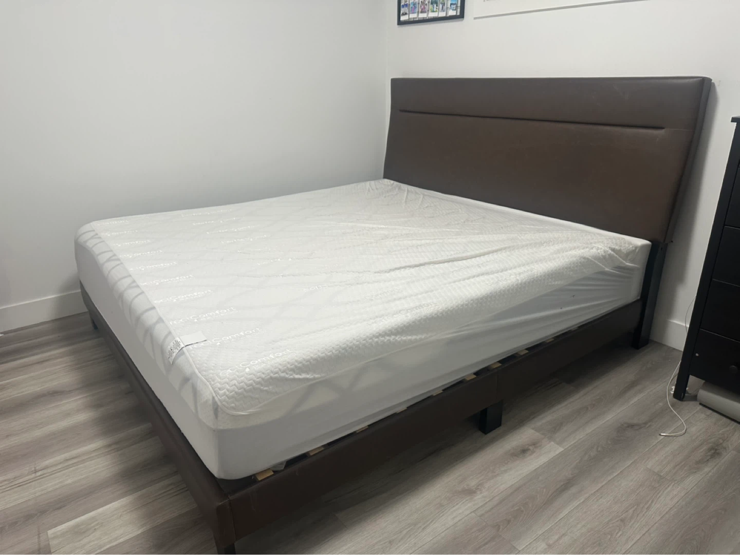 Brown Faux Leather Headboard king size Bed Frame - photo 3