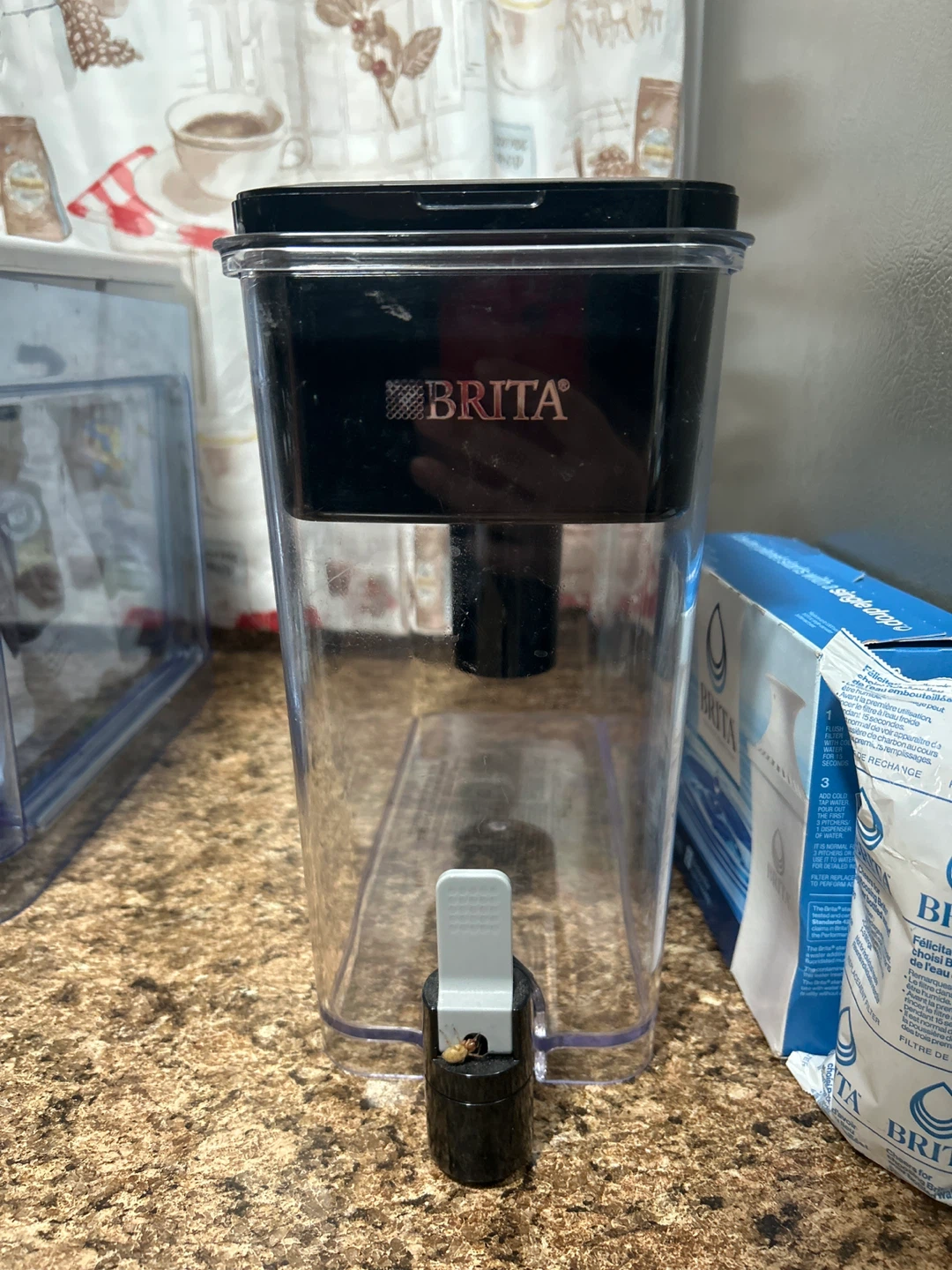 Brita Extra Large 27-Cup Ultramax Filtered Water Pitcher - photo 2