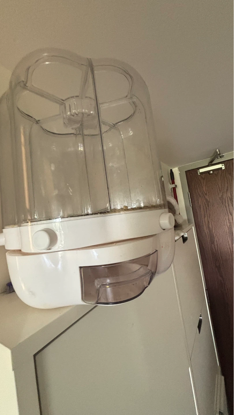 6-Grid Rotating Food Grain Dispenser