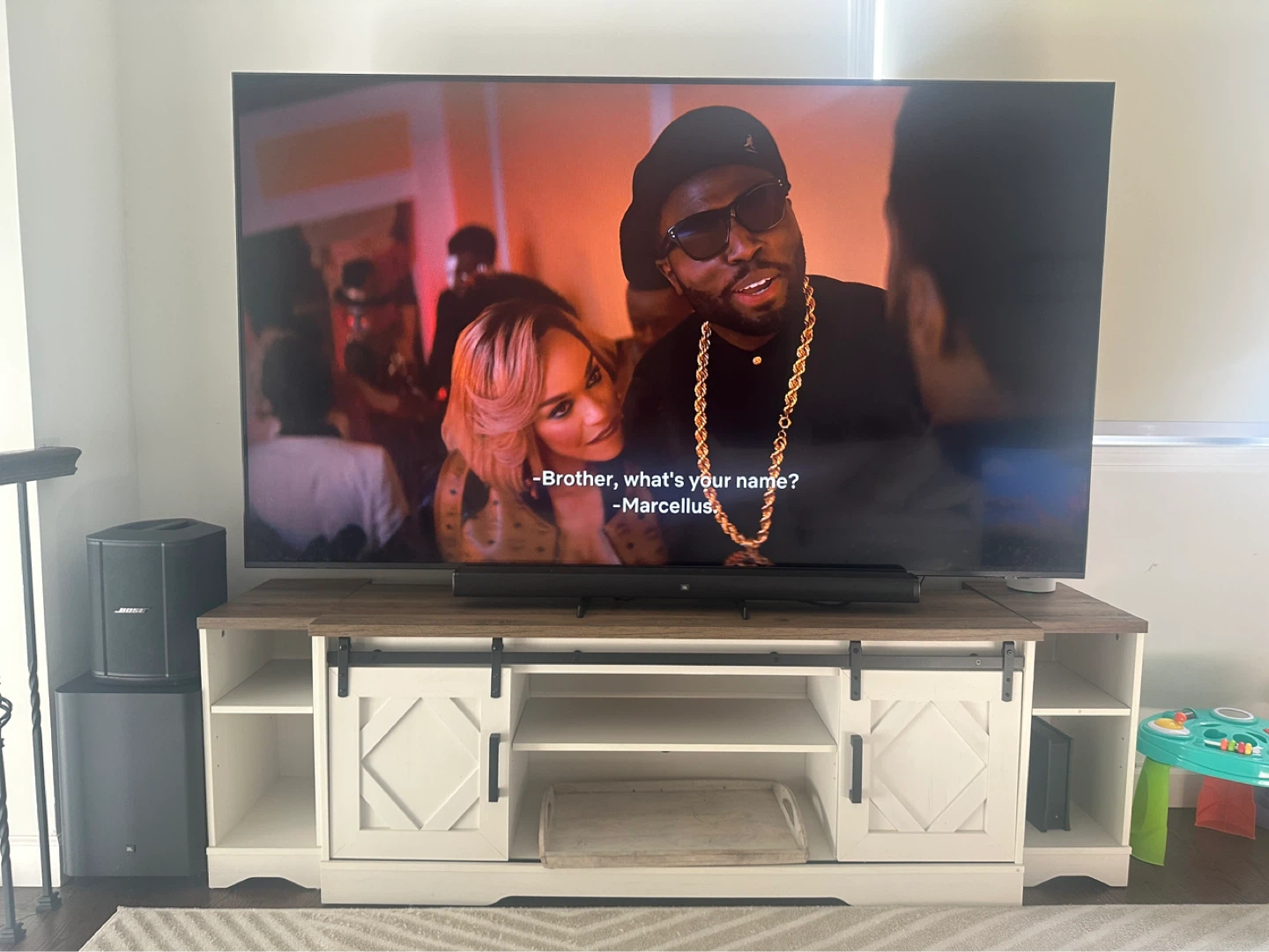 Samsung DU7200 85 inch 4K UHD Smart TV