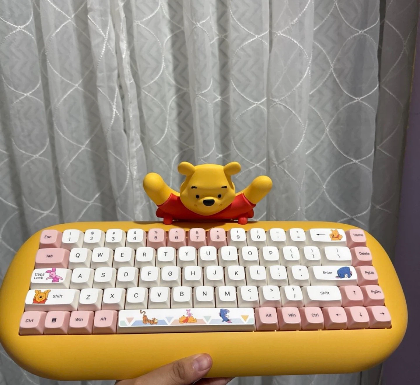 Disney Winnie the Pooh Molded Buddy Wireless Keyboard - photo 2