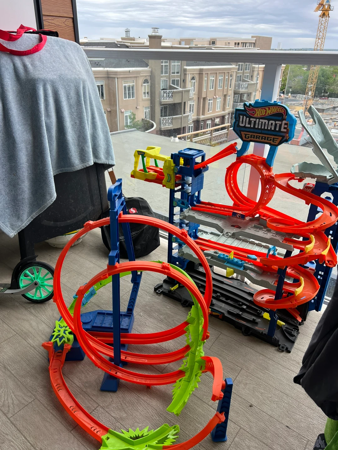 Hot Wheels Ultimate Garage Playset