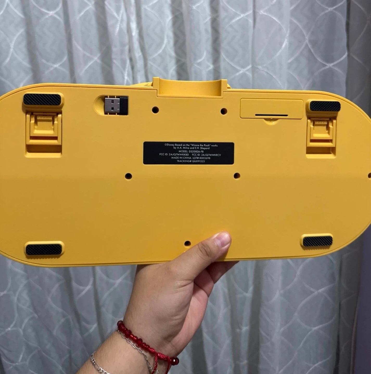 Disney Winnie the Pooh Molded Buddy Wireless Keyboard - photo 3
