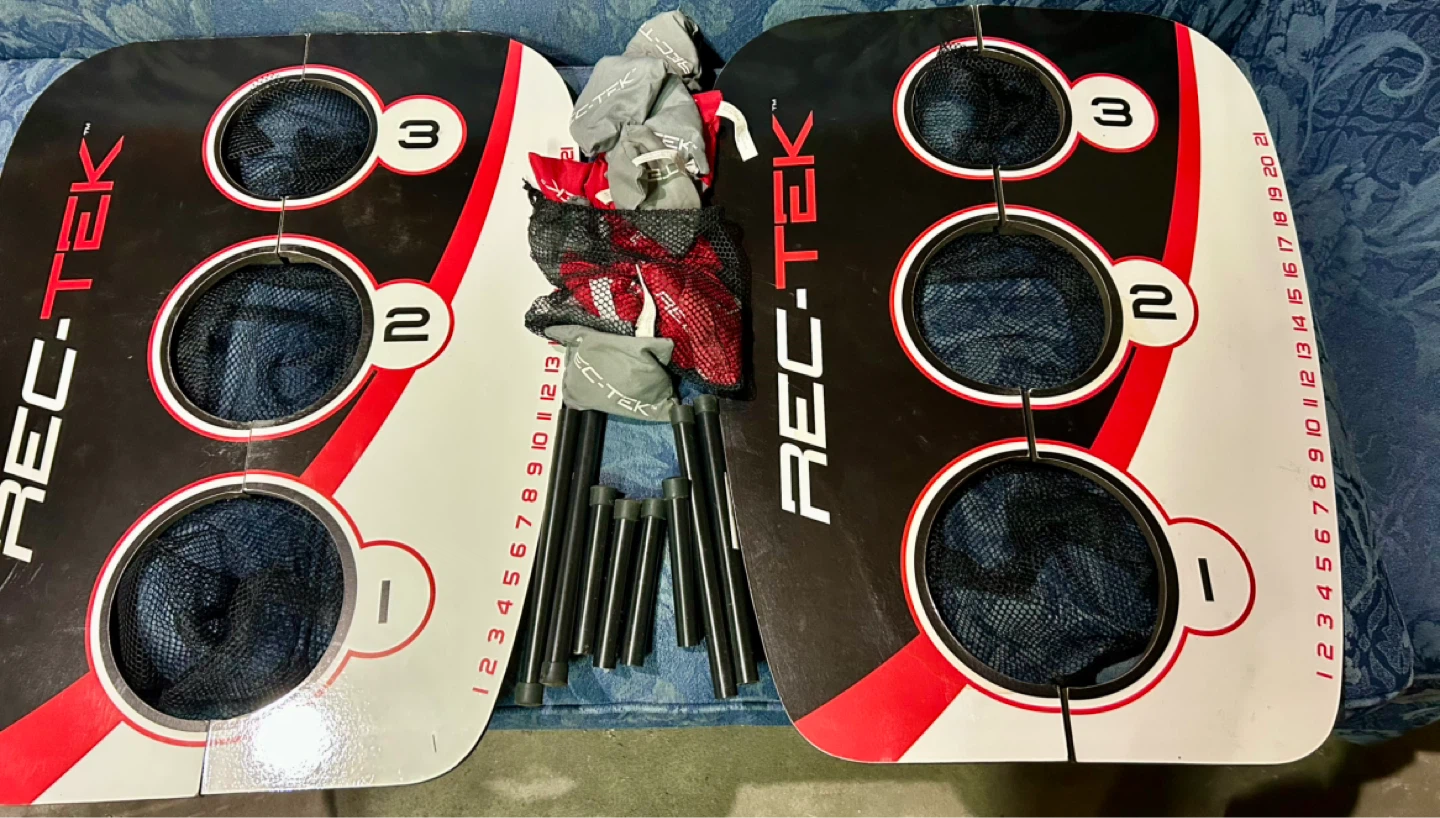 REC-TEK Cornhole Game Set with Carrying Bag - photo 2
