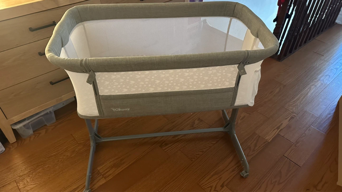 TCBunny Bassinet with Sheets - photo 2