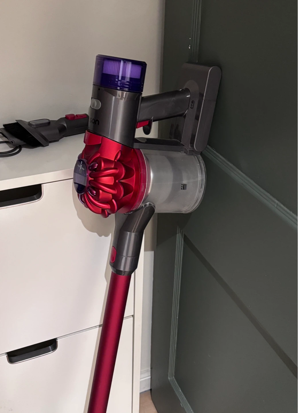 ***BRAND NEW**** Dyson V8 Animal Cordless Vacuum - photo 2