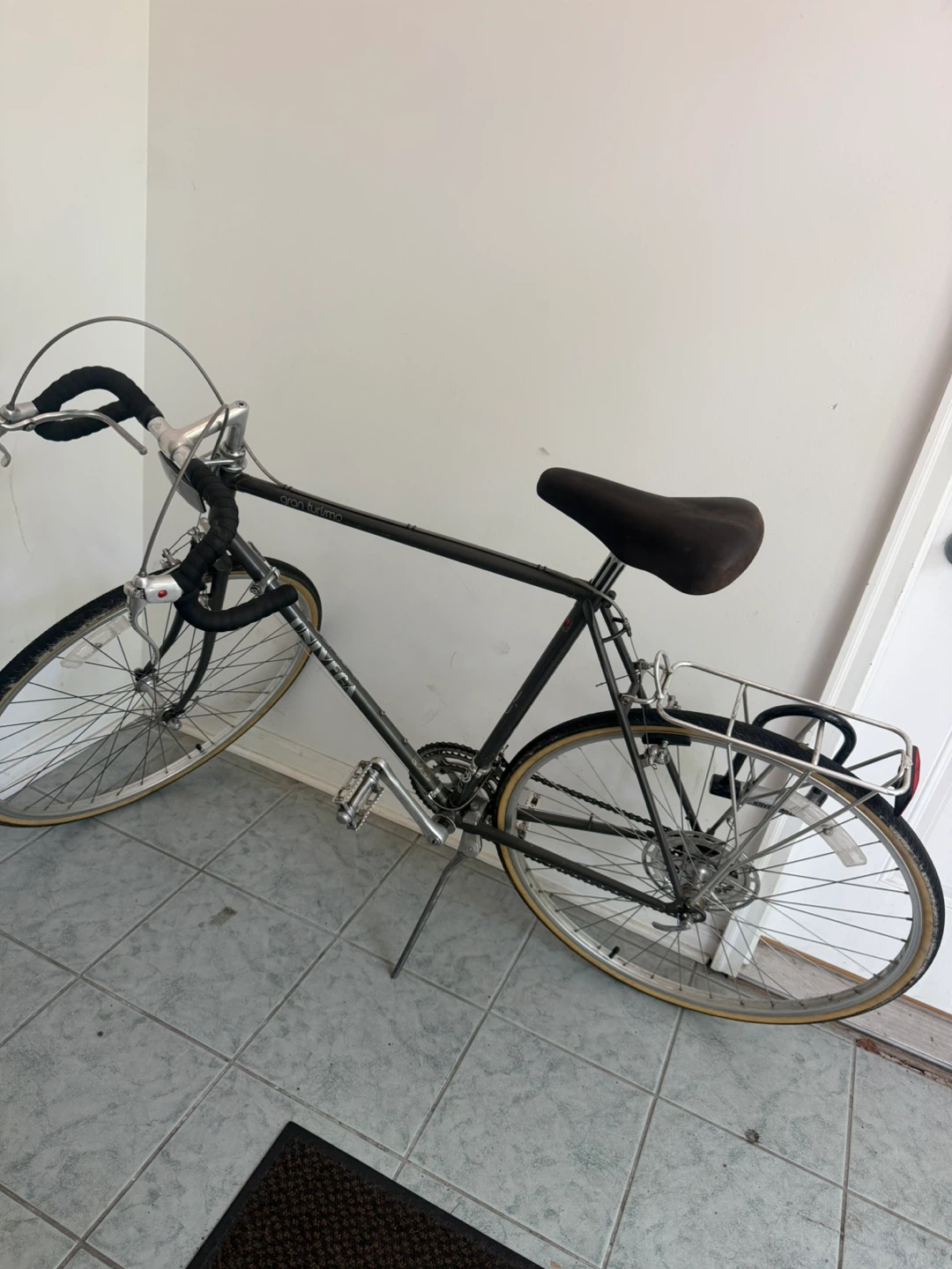 Univega Gran Turismo Road Bike