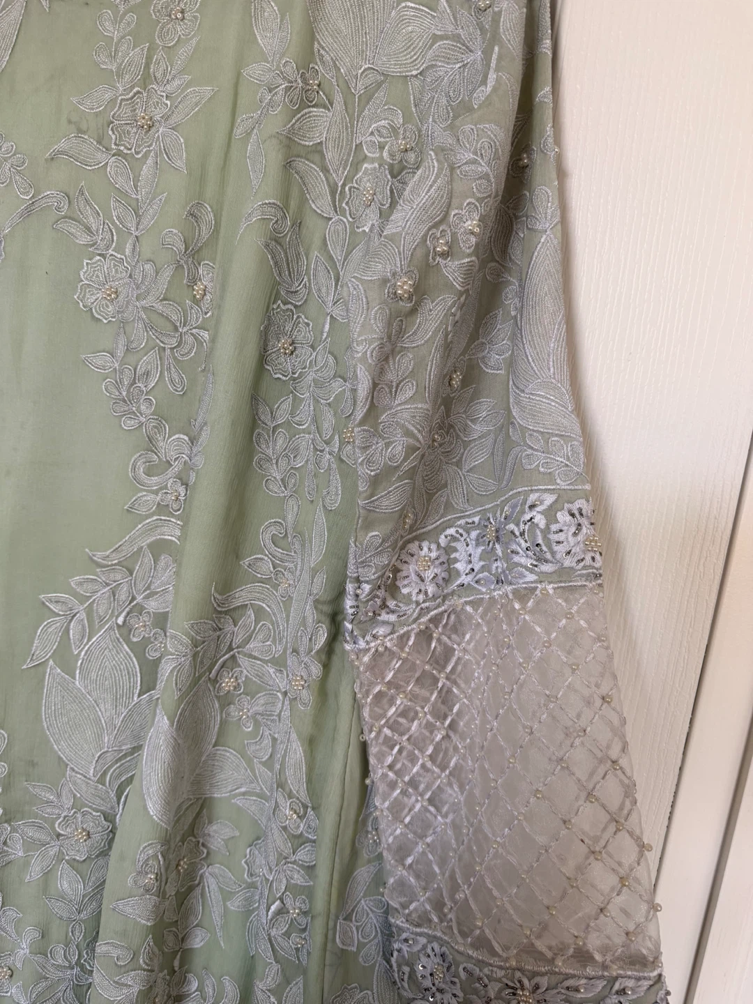 Light Green Embroidered Kurti with Dupatta - photo 3