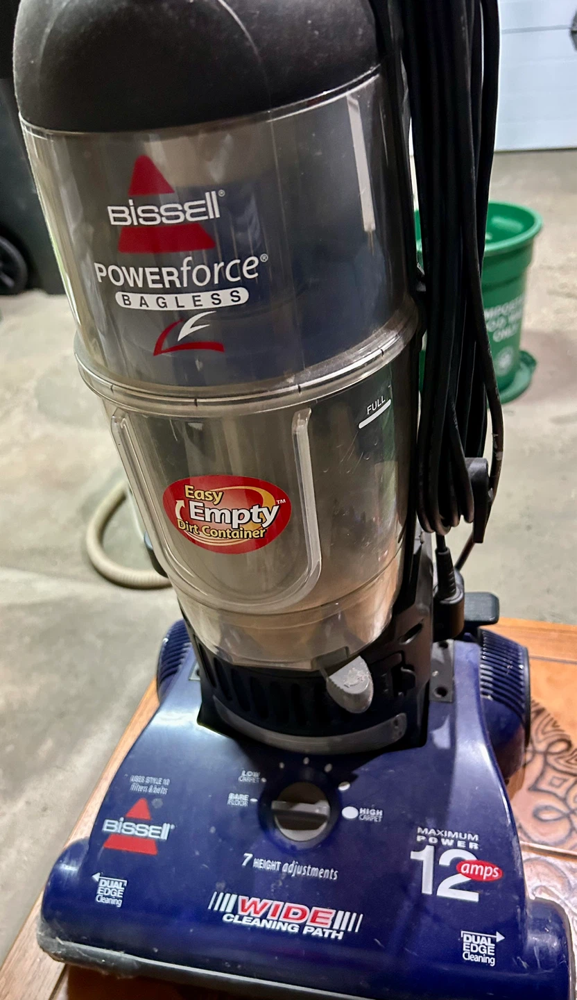 Bissell PowerForce Bagless Vacuum Cleaner - photo 2