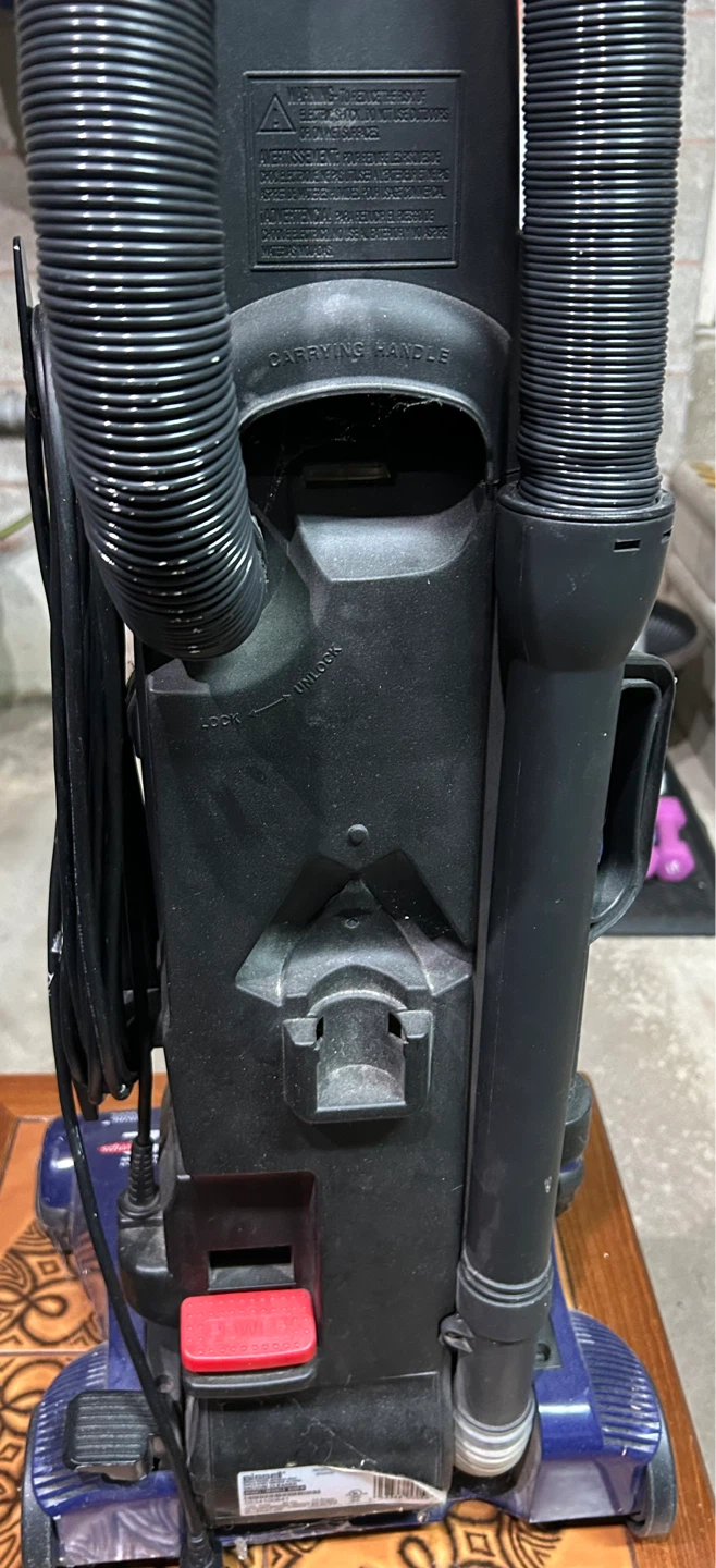 Bissell PowerForce Bagless Vacuum Cleaner - photo 4