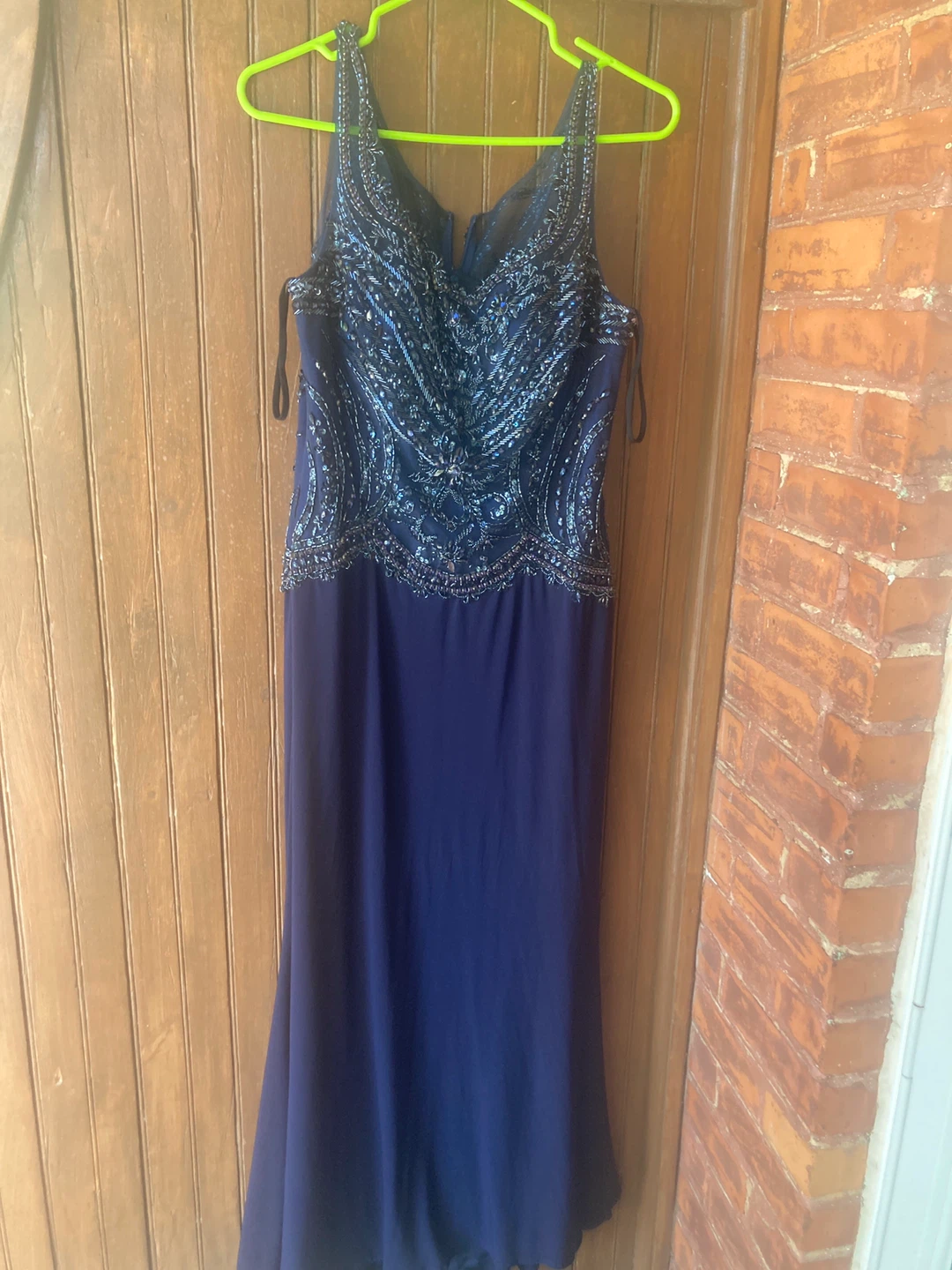 MONTAGE by MON CHERI navy beaded formal dress size 12 - photo 3