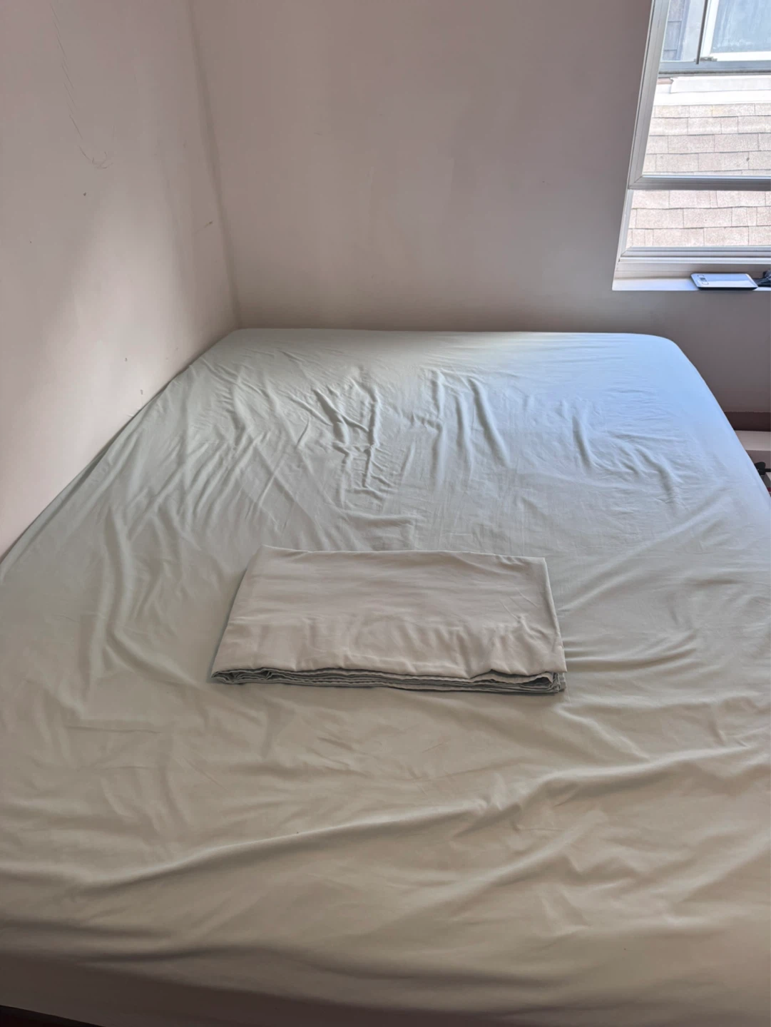 [ALMOST NEW] Queens Size Black Metal Bed Frame - photo 2