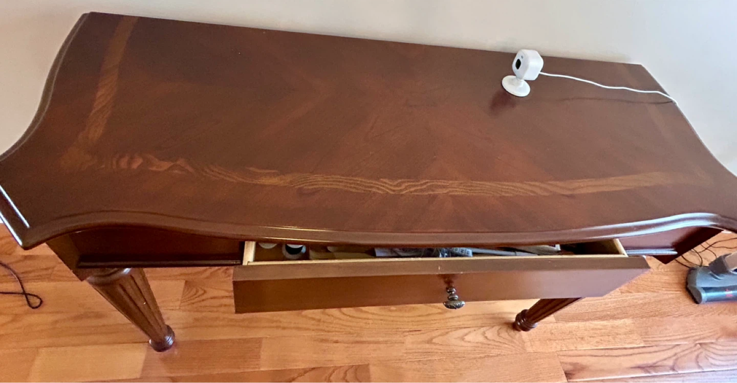 Wooden Console Table - photo 3