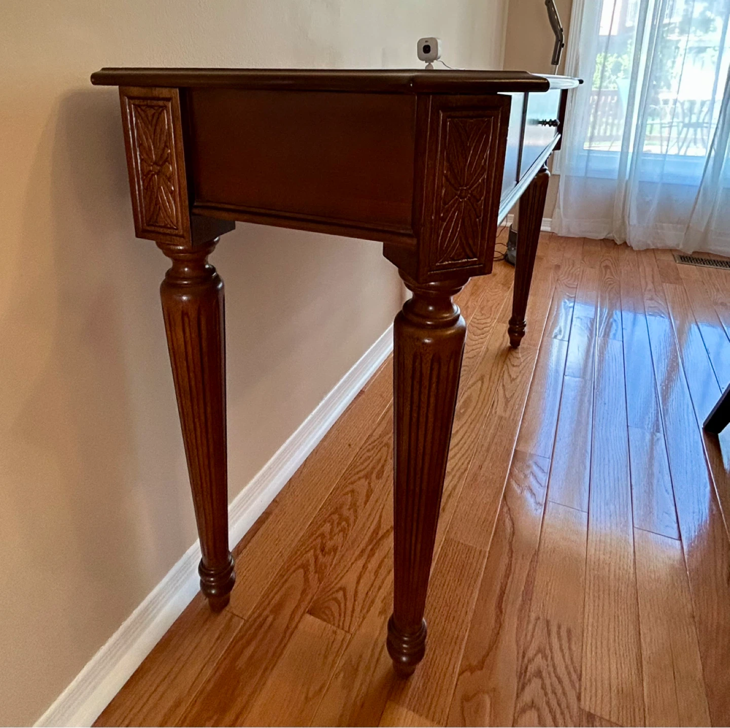 Wooden Console Table - photo 4