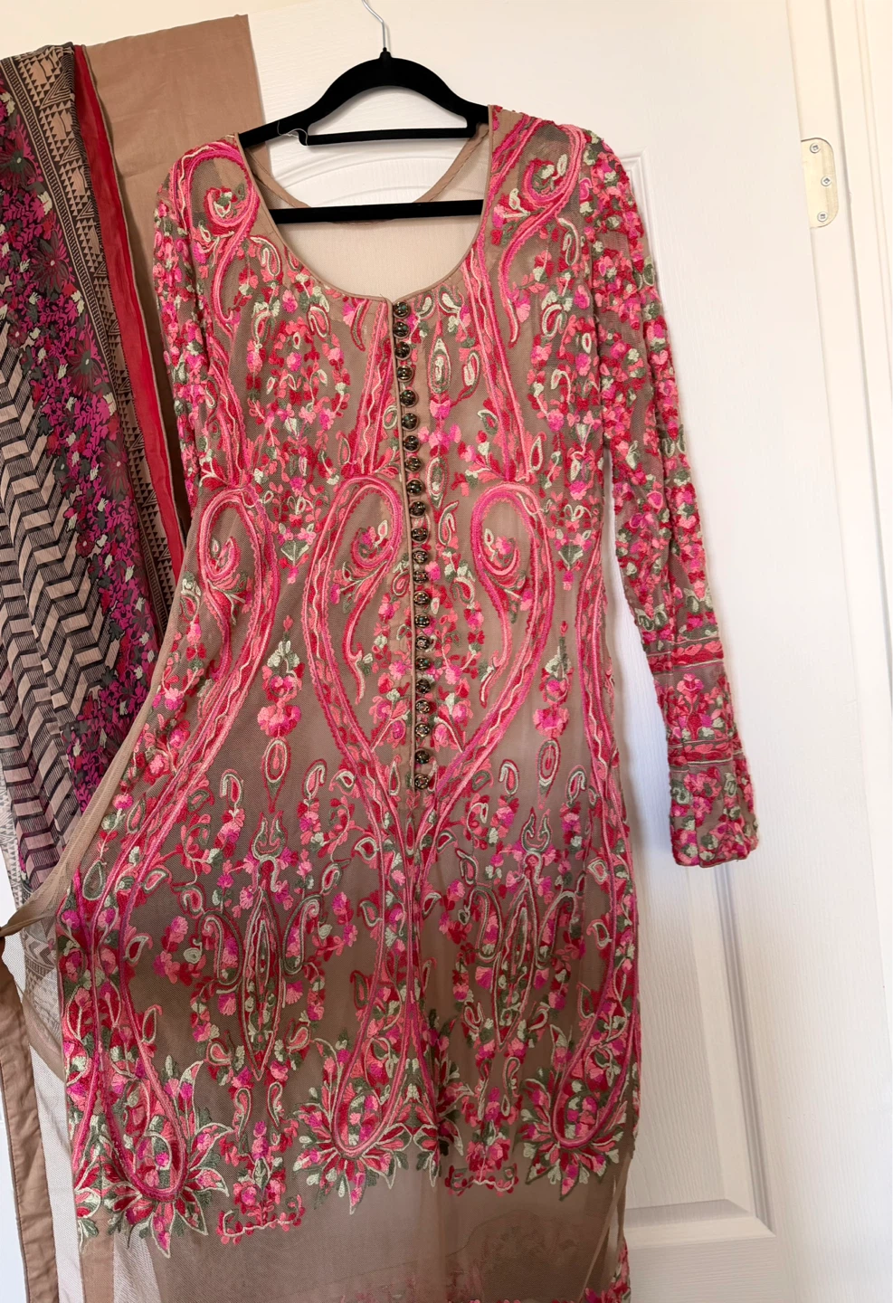 Embroidered Kurti with Dupatta - photo 2